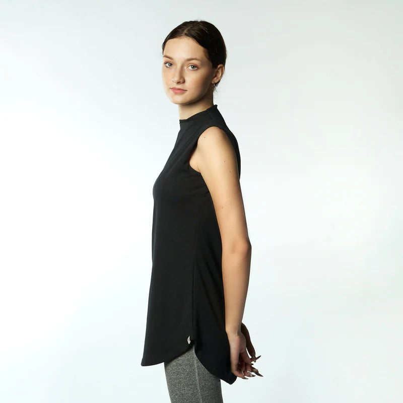 Double Layered Sleeveless /Long T-shirt - Black