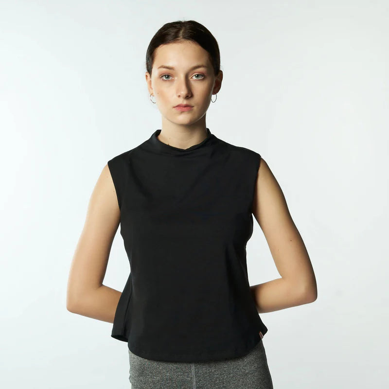 Double Layered Sleeveless /Short T-shirt - Black